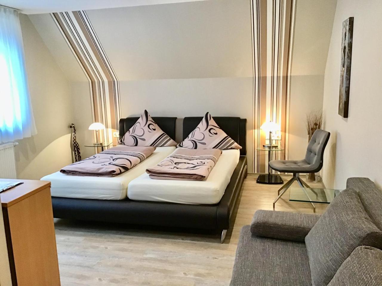 Am Schlossberg Gasthuis 3*